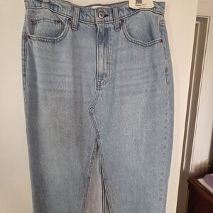 ABERCROMIE  Blue Denim Skirt NWT SZ 30 STUNNING